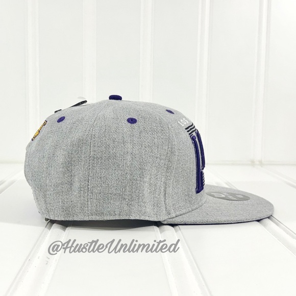 Los Angeles Lakers NBA Ultra Game Grey Snap Back Adjustable Adult Hat Cap - Picture 2 of 6